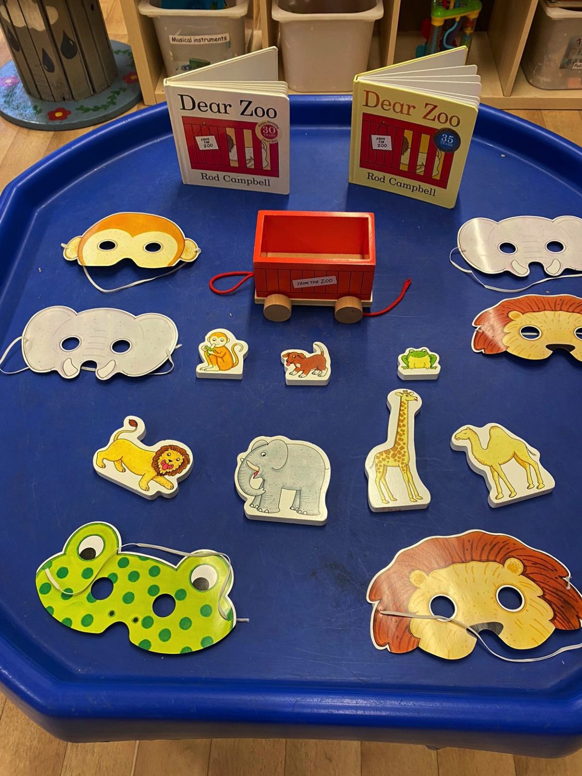 Wonderful 'Tough Tray' Activities Aristo Tots Nursery SchoolsAristo